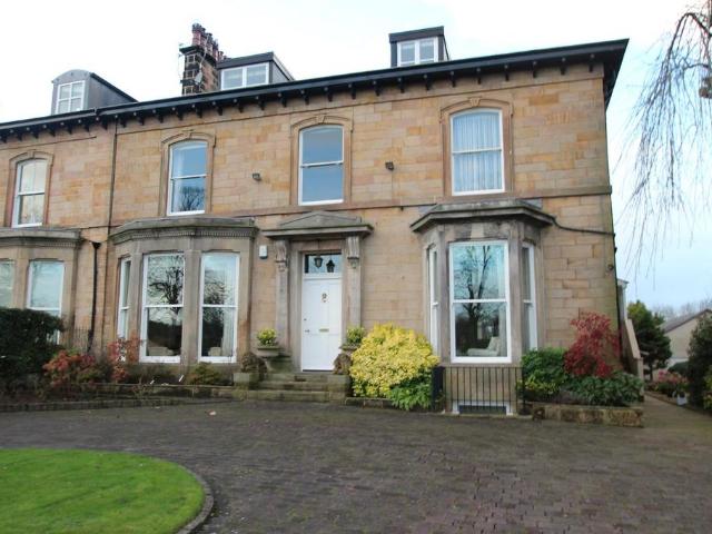 Flat for rent in Low Harrogate, Harrogate