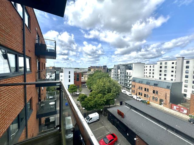 Apartment for rent in Ocean Village, Southampton