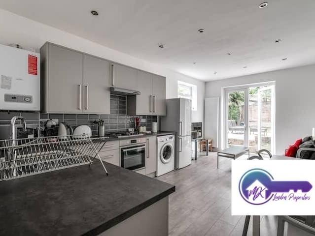 Apartment for rent in Greater London