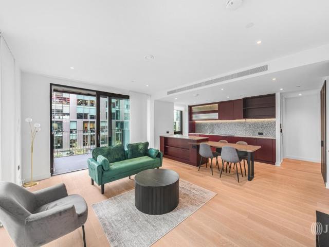 Flat for rent in Nine Elms, Greater London