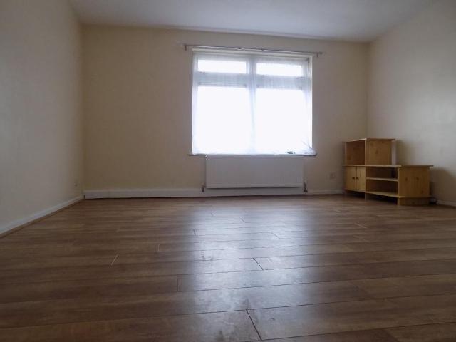 Apartment for rent in Marsh Farm, Luton