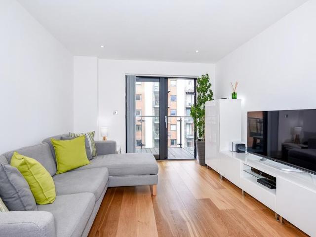 Apartment for rent in Ocean Village, City Of Southampton