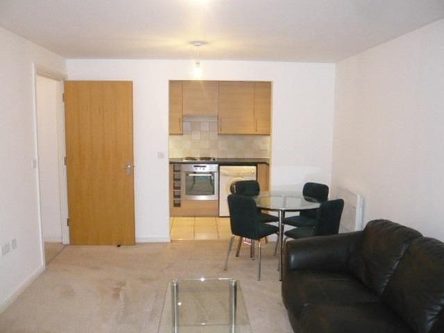 Apartment for rent in London Borough of Hounslow, Greater London