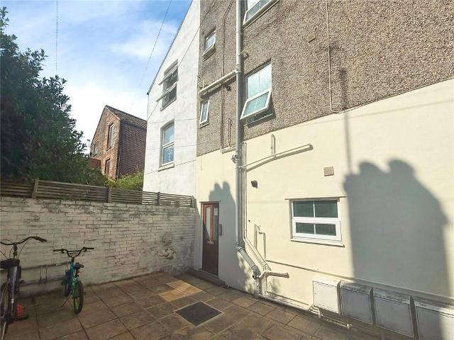 Flat for rent in Southsea, City Of Portsmouth