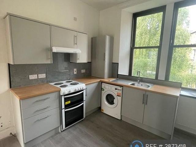 Flat for rent in Dowanhill, Scotland