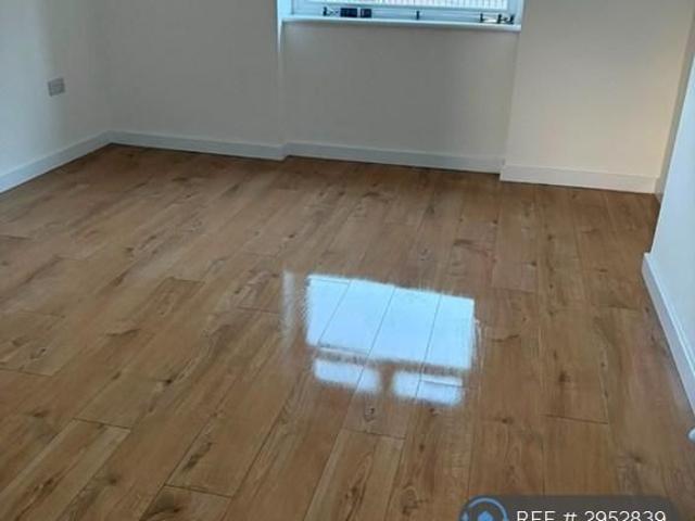 Apartment for rent in High Balornock, Barmulloch