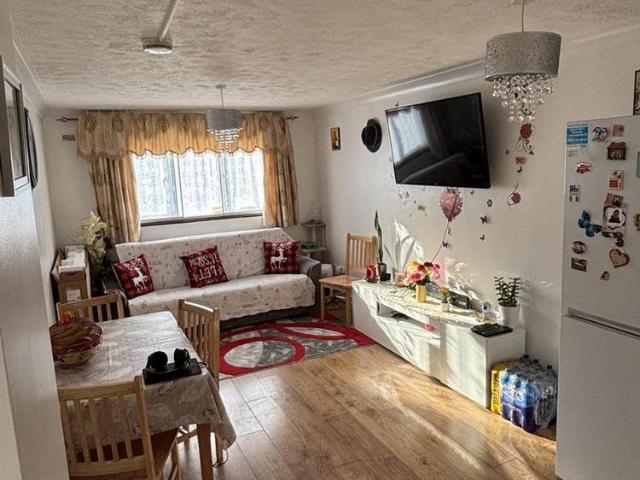Apartment for rent in Wallington, Greater London