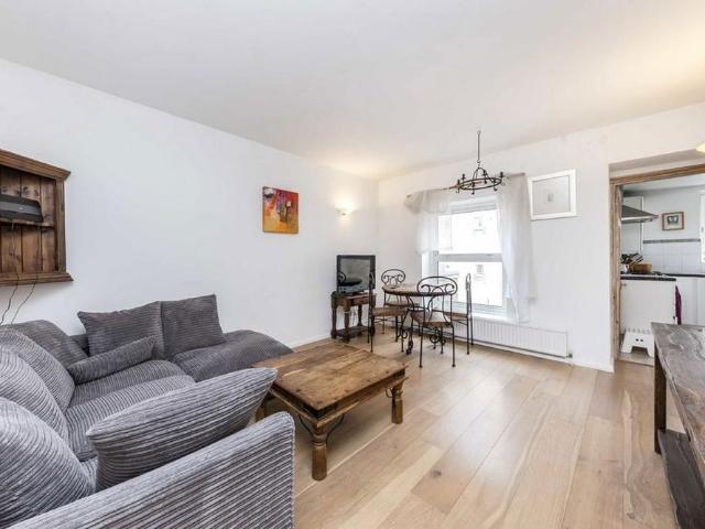 Apartment for rent in Kensal Town, Bayswater