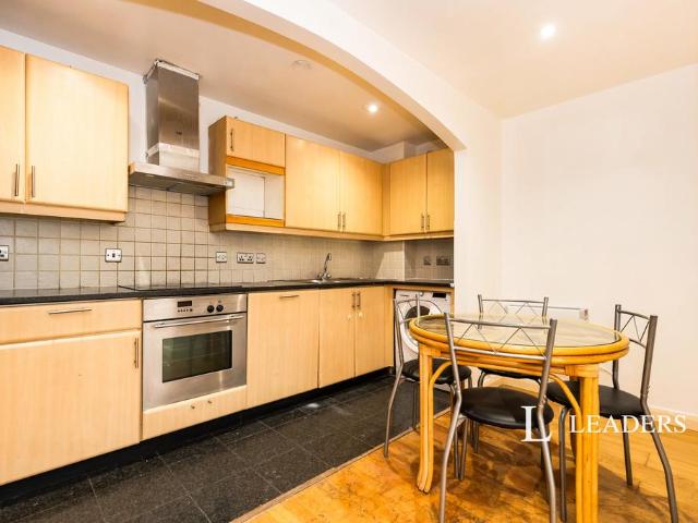 Flat for rent in Semilong, Northampton