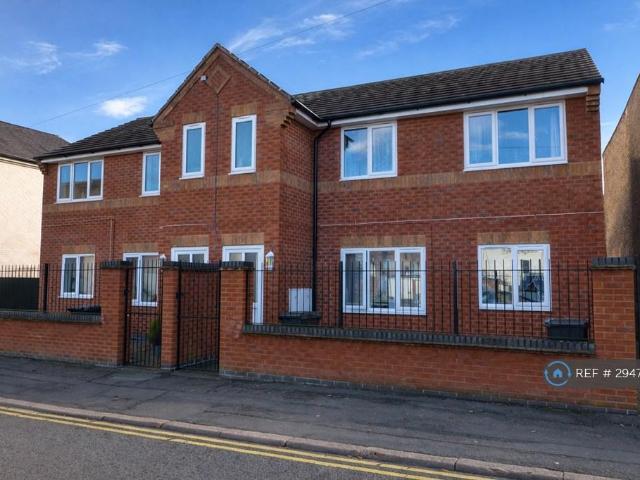 Flat for rent in Caldermill, East Midlands