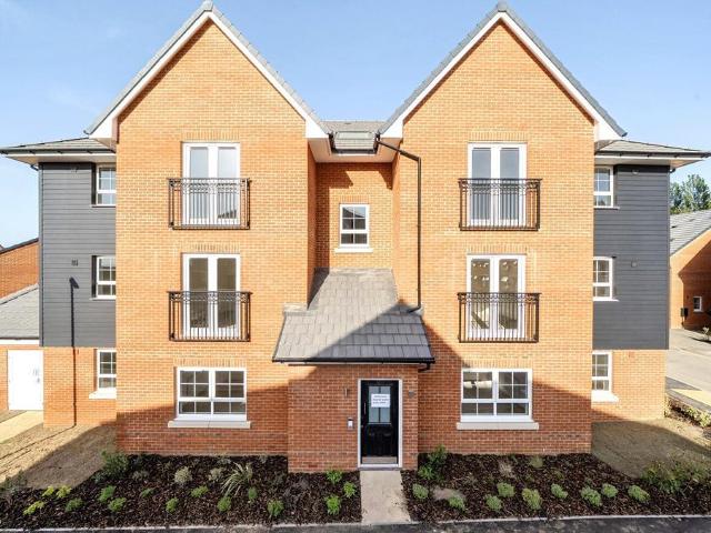 Flat for rent in Bourne Vale, Kent