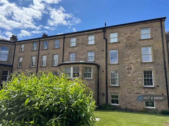Flat for rent in Berry Hill, Potters Corner