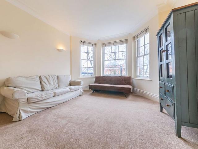 Apartment for rent in Kilburn, Greater London