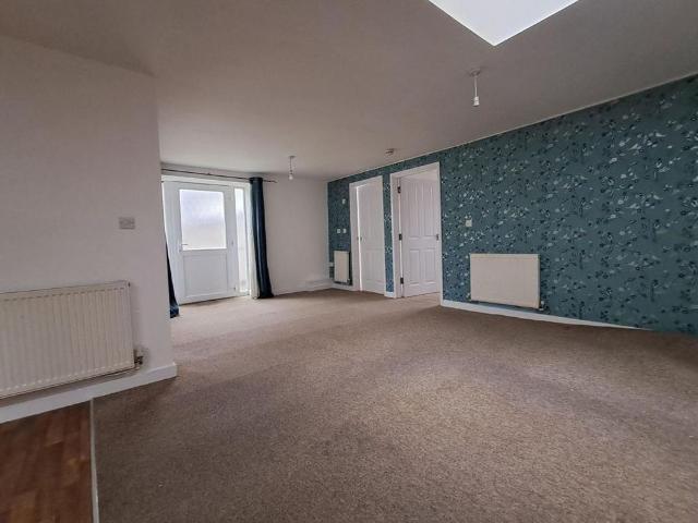 Apartment for rent in Pembroke Dock, Wales