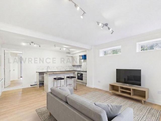 Apartment for rent in Greater London