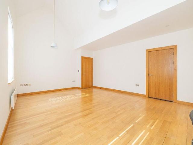 Apartment for rent in St. Mildred's, The Bridge