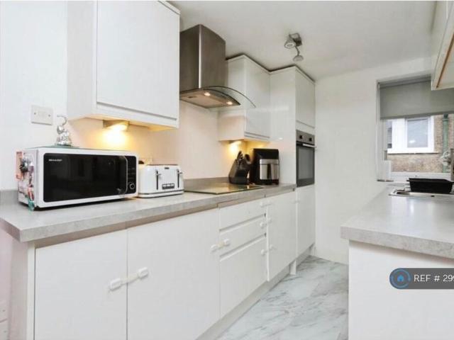 Apartment for rent in Hillington, Scotland