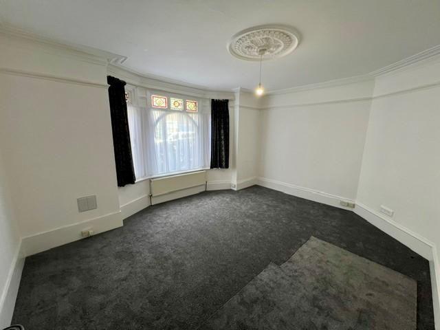 Apartment for rent in London Borough of Croydon, Addiscombe