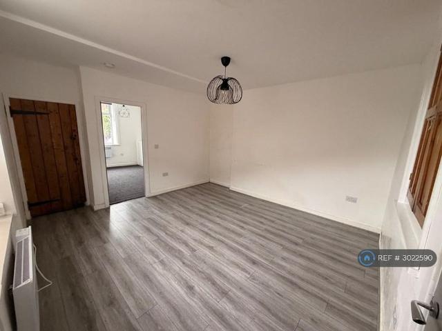 Apartment for rent in Greenheys, Greater Manchester