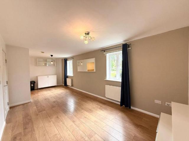 Apartment for rent in Farnley, West Yorkshire