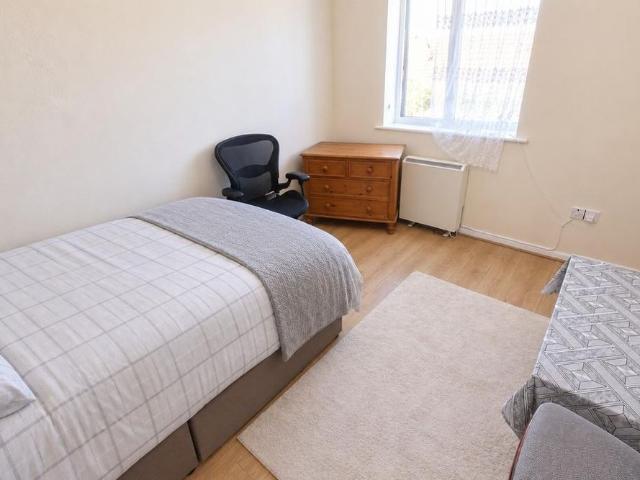 Apartment for rent in London Borough of Enfield, Greater London
