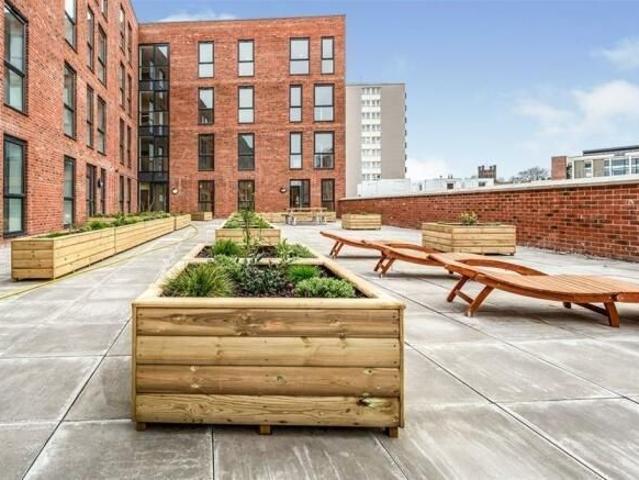 Apartment for rent in Newtown, Two Mills