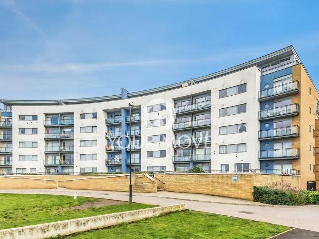 Flat for rent in Greater London