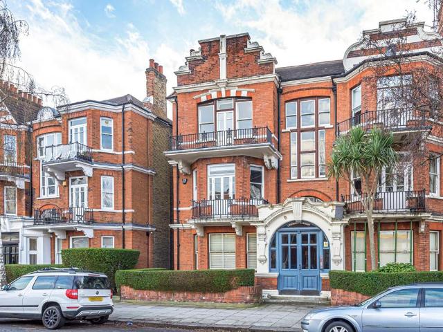Flat for rent in Hammersmith, Greater London