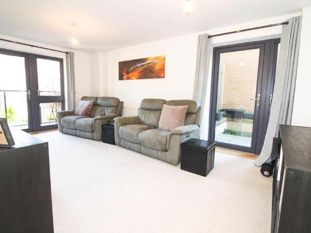 Apartment for rent in Sherwood, Sandown Park