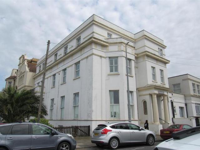 Apartment for rent in Oxenden, The Bridge