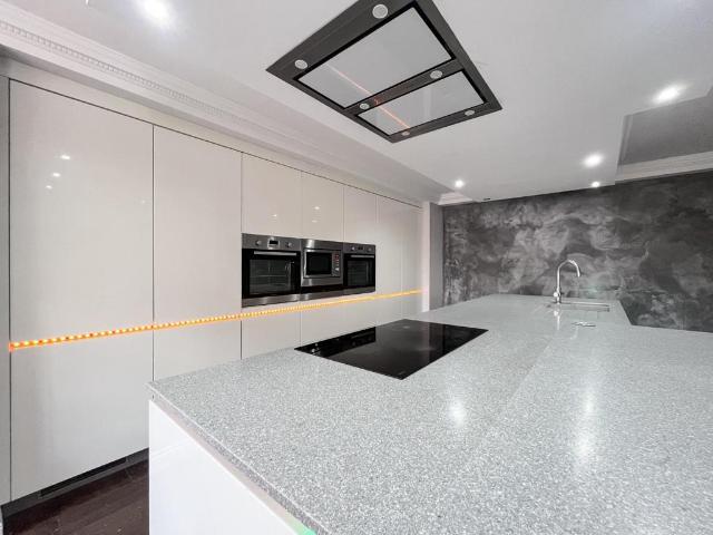 Flat for rent in Holbeck, West Yorkshire