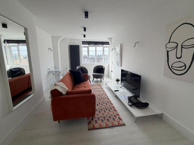 Apartment for rent in London Borough of Croydon, Greater London