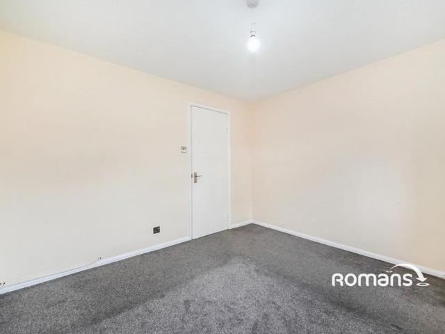 Apartment for rent in Hanworth, Bracknell