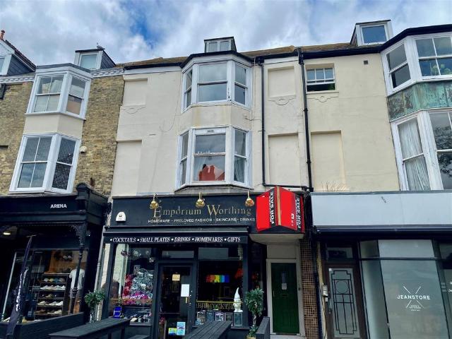 Flat for rent in Worthing, West Sussex