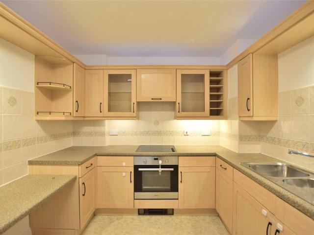 Flat for rent in Heaton, Tyne And Wear