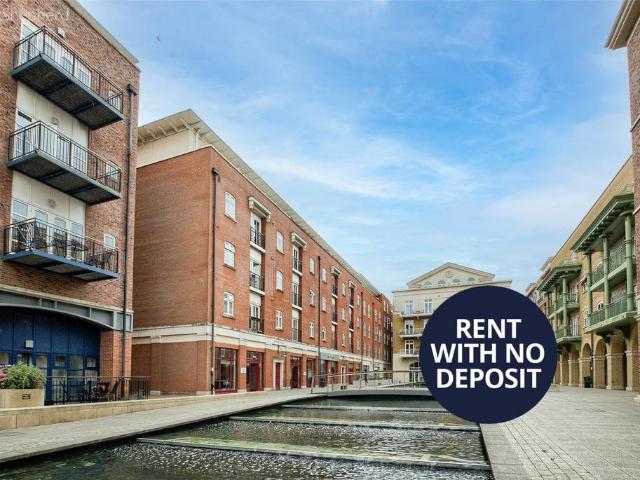 Flat for rent in Dickens Heath, West Midlands
