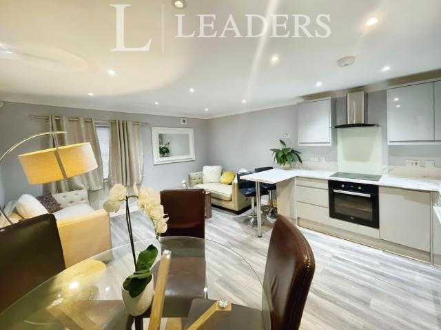 Apartment for rent in Branksome, Poole