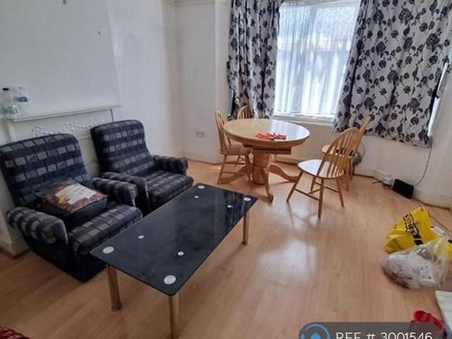 Apartment for rent in London Borough of Ealing, Greater London