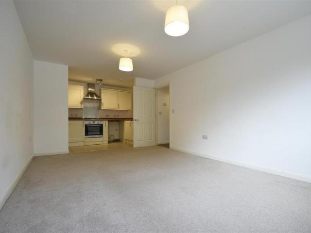 Apartment for rent in St Helen's, Guestling Green