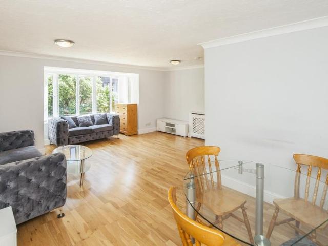 Apartment for rent in Peckham, Greater London