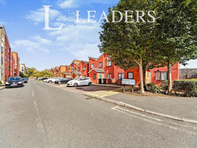 Flat for rent in London Borough of Merton, Mitcham