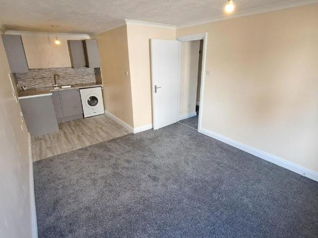 Apartment for rent in Priddy's Hard, Middlecroft
