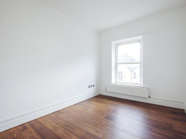Apartment for rent in Maesteg