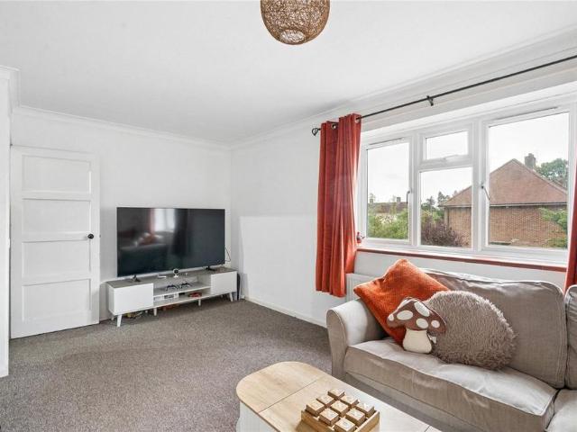 Apartment for rent in Henley-on-Thames, Berrick Salome