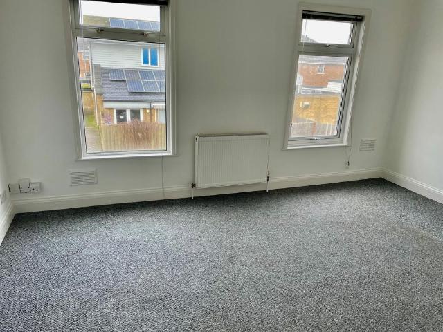 Flat for rent in North Shoebury, Alton Barnes