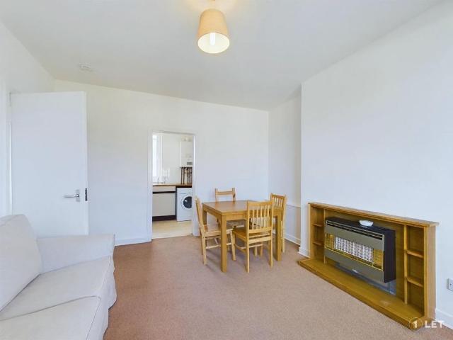 Apartment for rent in Hillside, Scotland