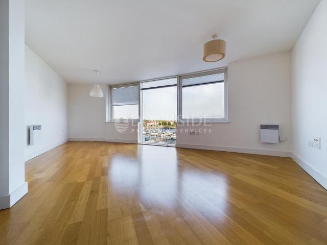 Flat for rent in Brompton, Gillingham