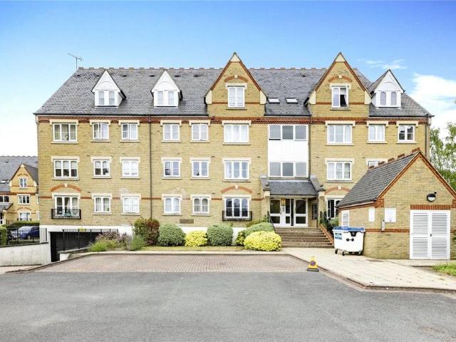 Flat for rent in North Watford