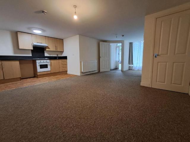 Apartment for rent in Pembroke Dock, Wales