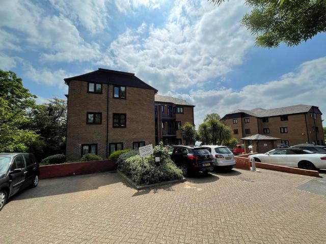 Flat for rent in Epping, Essex